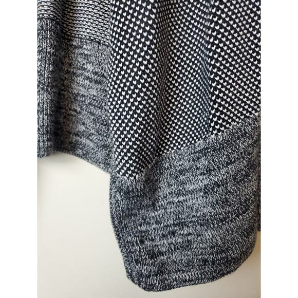 Lululemon 14 Ivivva Black Feelin' Toasty Wrap Knit‎ Cardigan Sweater - Picture 4 of 13